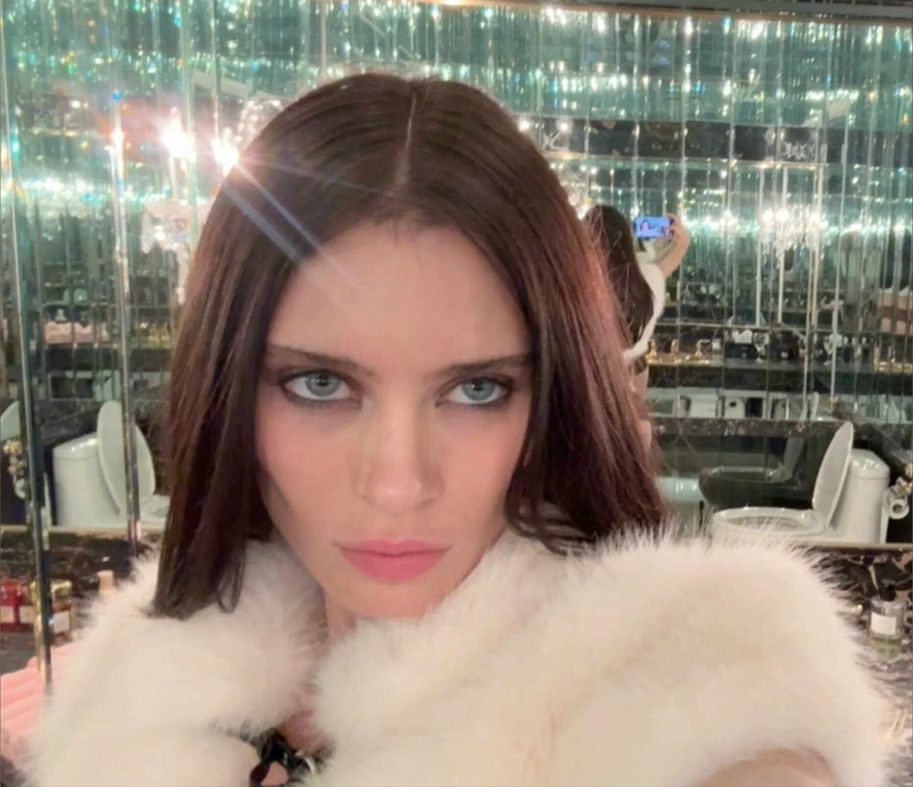 Lana Rhoades @lanahub profile picture